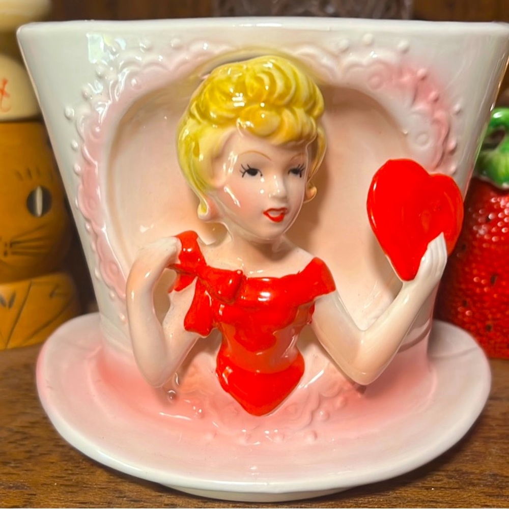 RARE Vintage RELPO Valentines Ceramic Planter